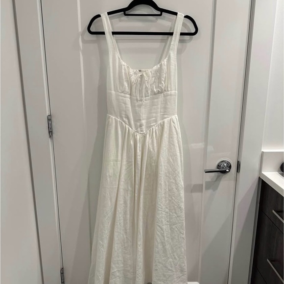 Reformation Baila Linen Dress - Picture 3 of 4